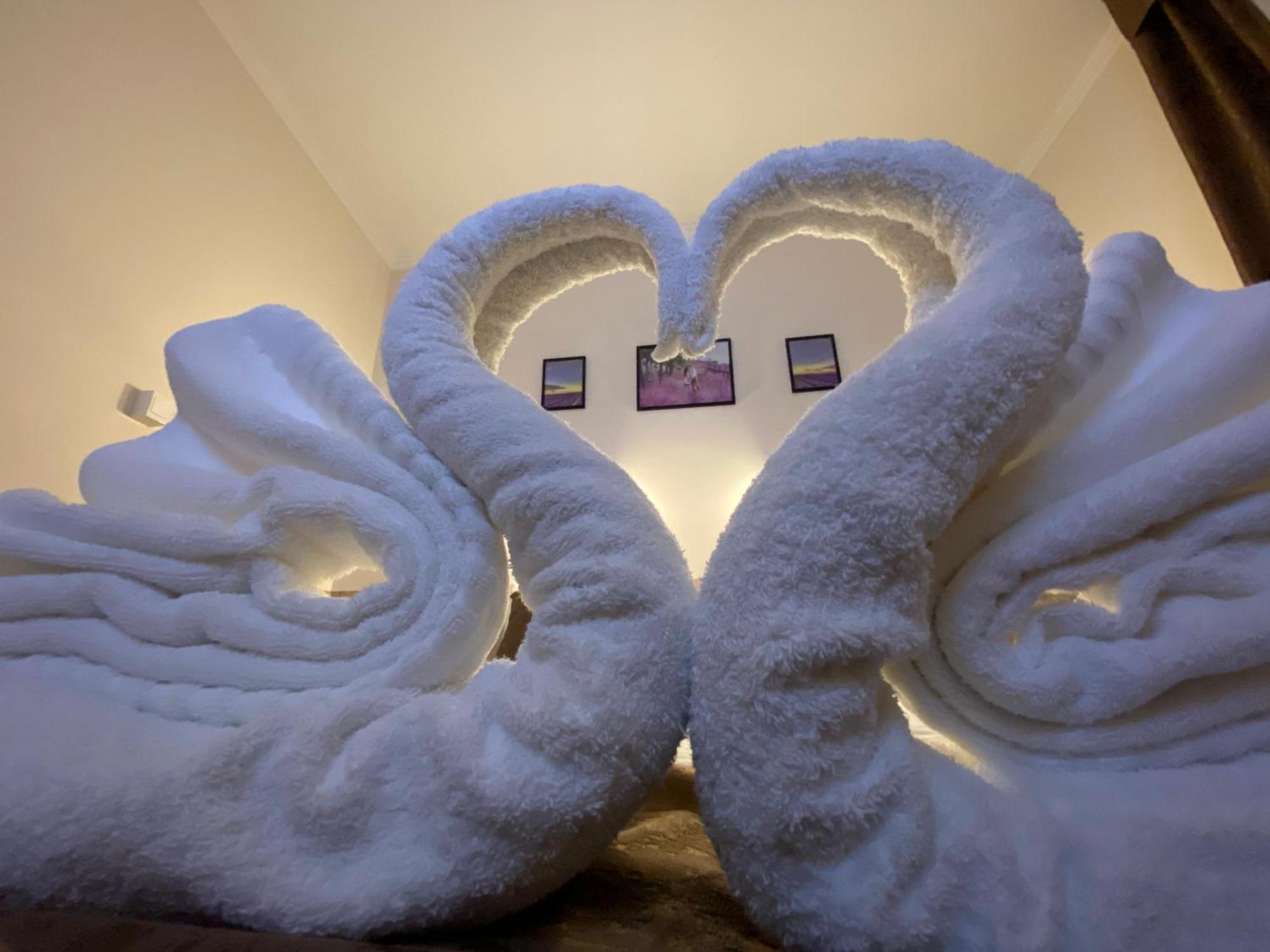 Levendula Vendeghaz Hotel Gyor Bagian luar foto
